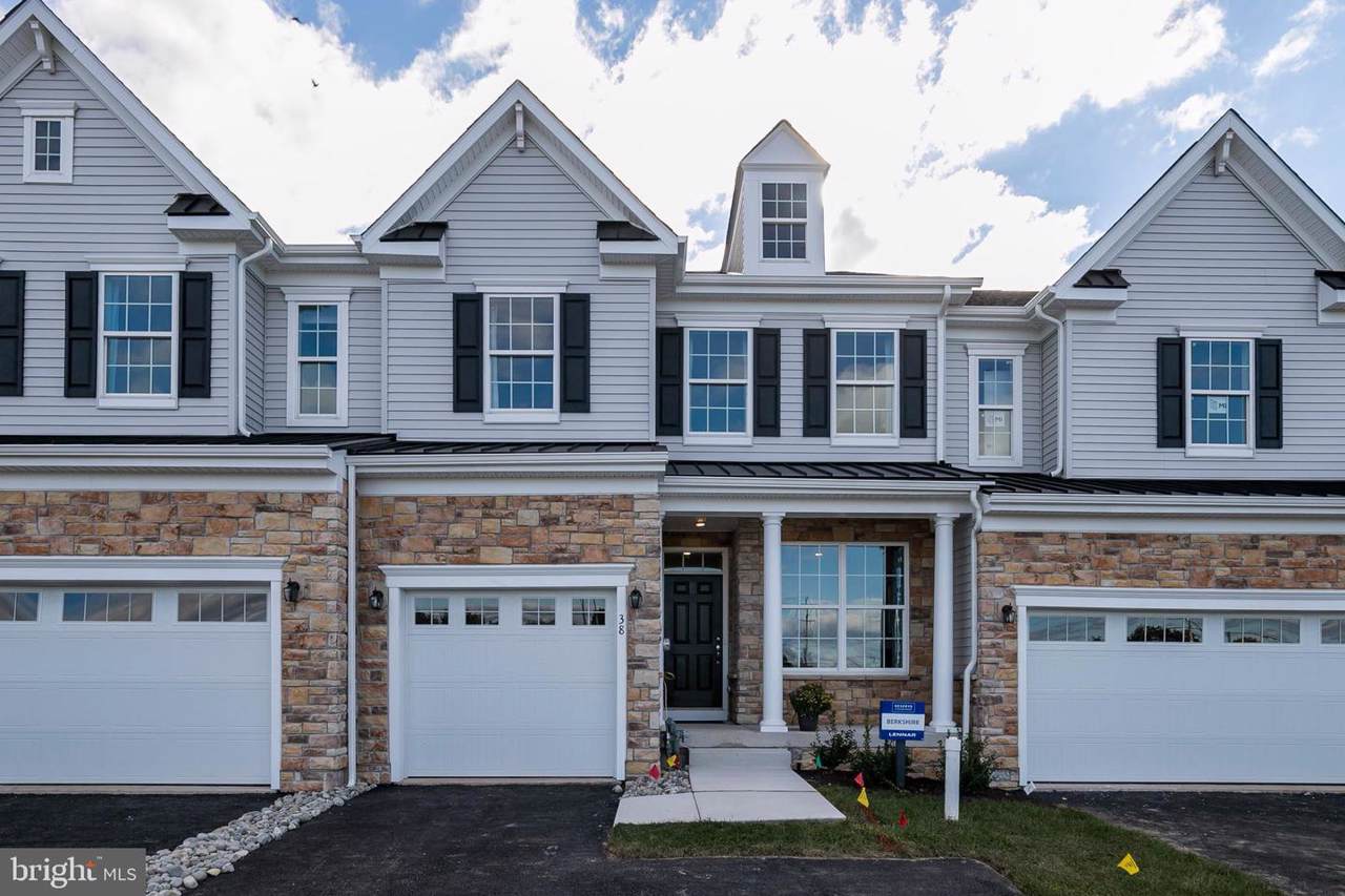 317 Goldman Drive - Photo 1