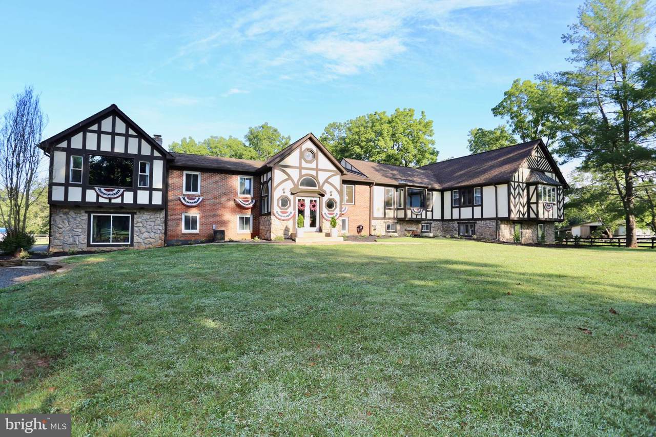 9722 Foxville Road - Photo 1