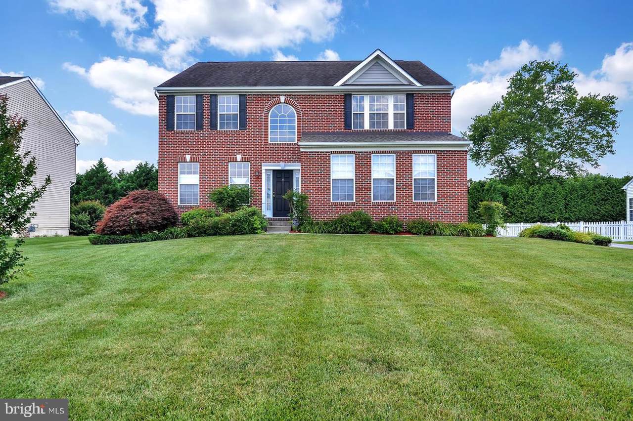 15 Bullrush Drive - Photo 1
