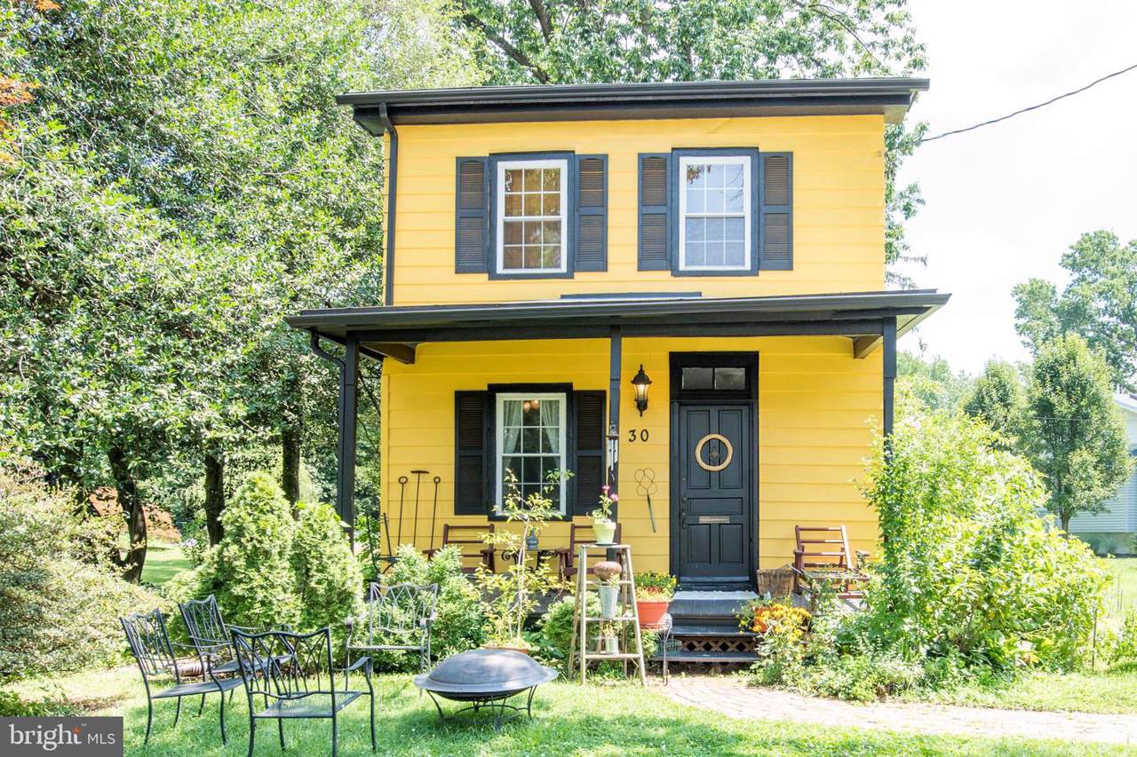 30 Locust Avenue - Photo 1