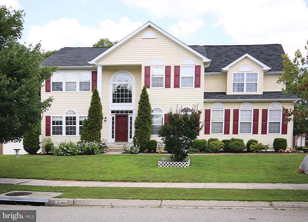 10300 Whittier Court - Photo 1