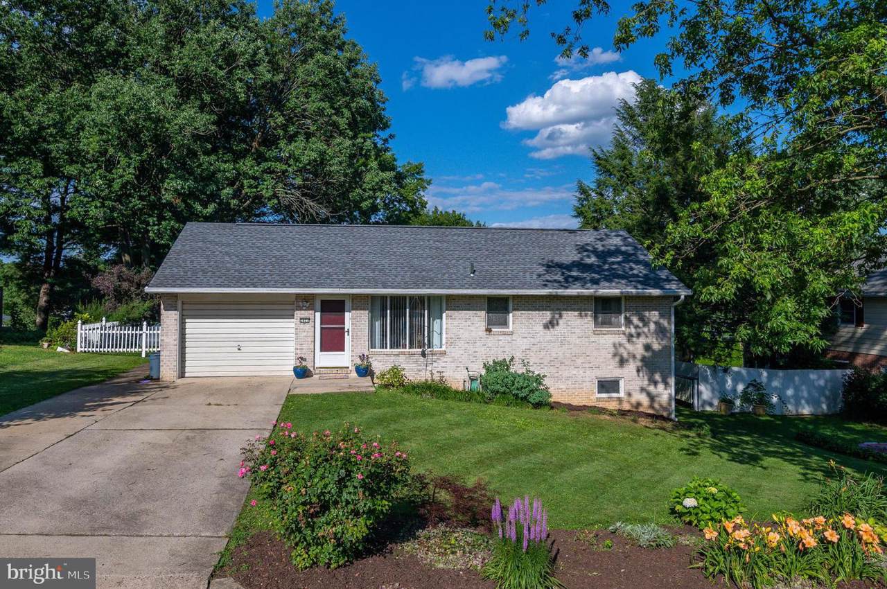 3427 Eisenhower Avenue - Photo 1