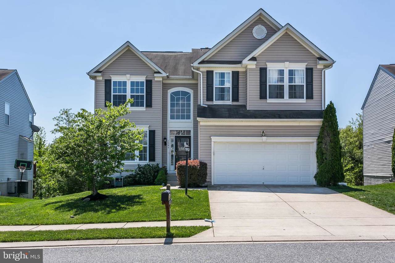 1346 Tralee Circle - Photo 1