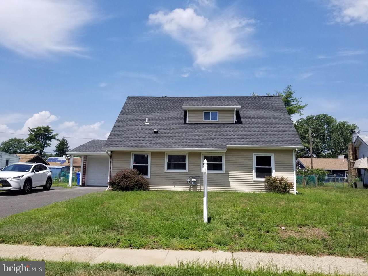 63 Sherwood Lane - Photo 1