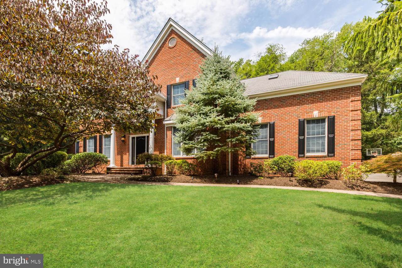 309 Ridgeview Road - Photo 1