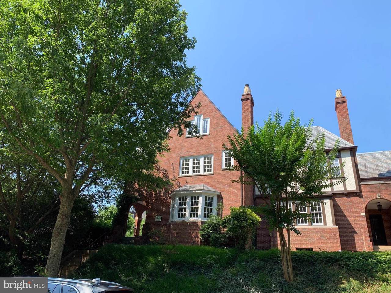 1536 44TH Street - Photo 1