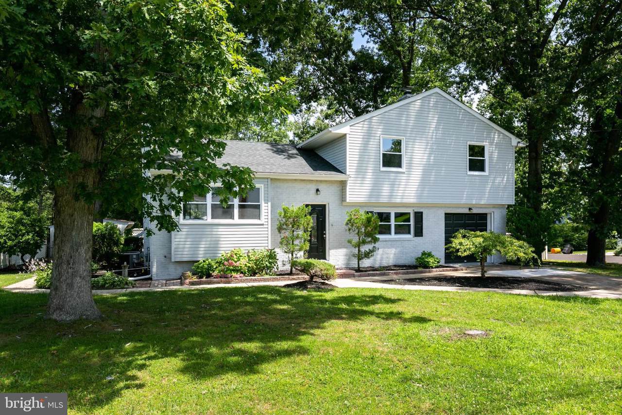 138 Mckinley Street - Photo 1