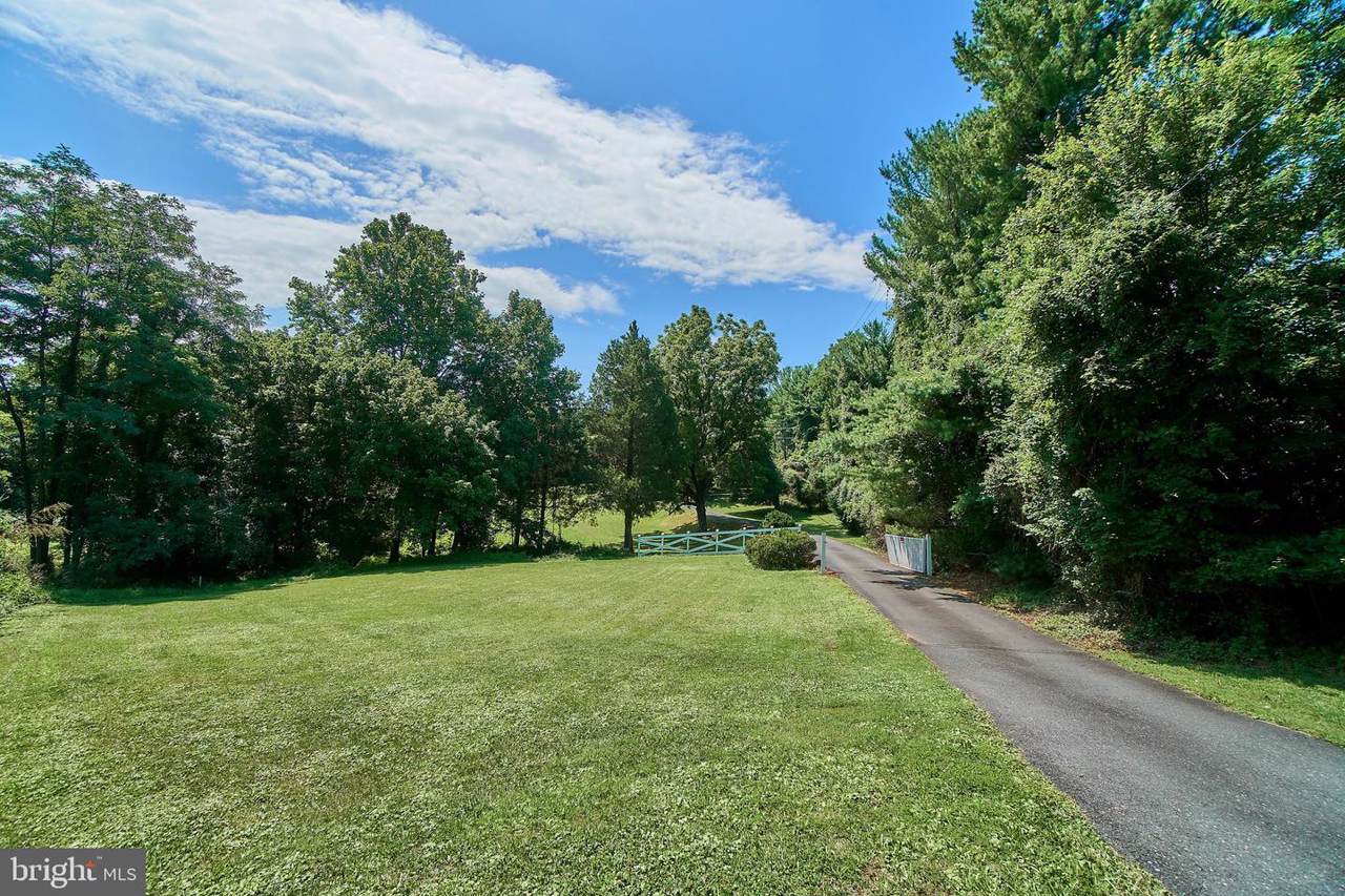10231 Leesburg Pike - Photo 1