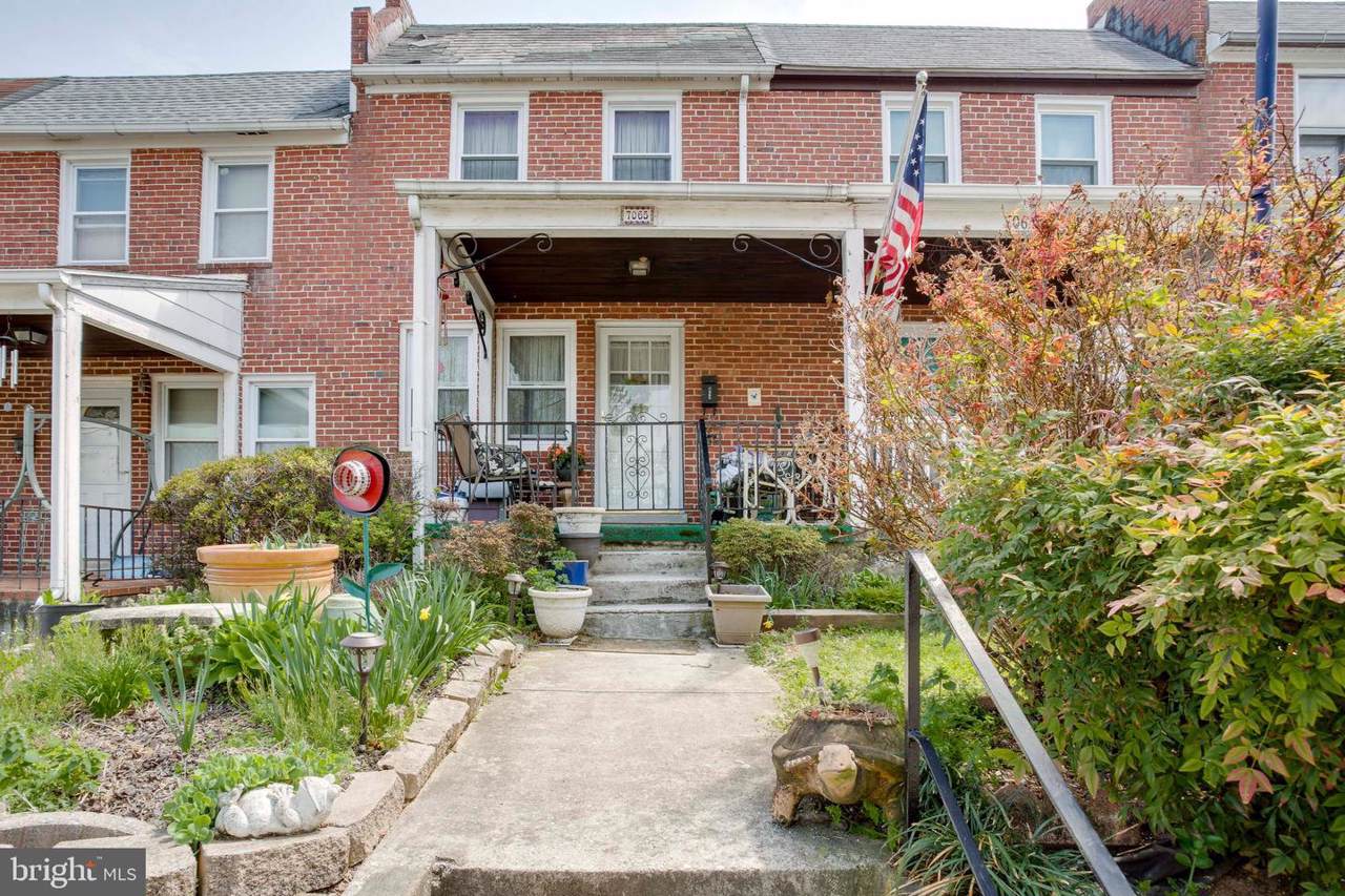 7065 Baltimore Street - Photo 1