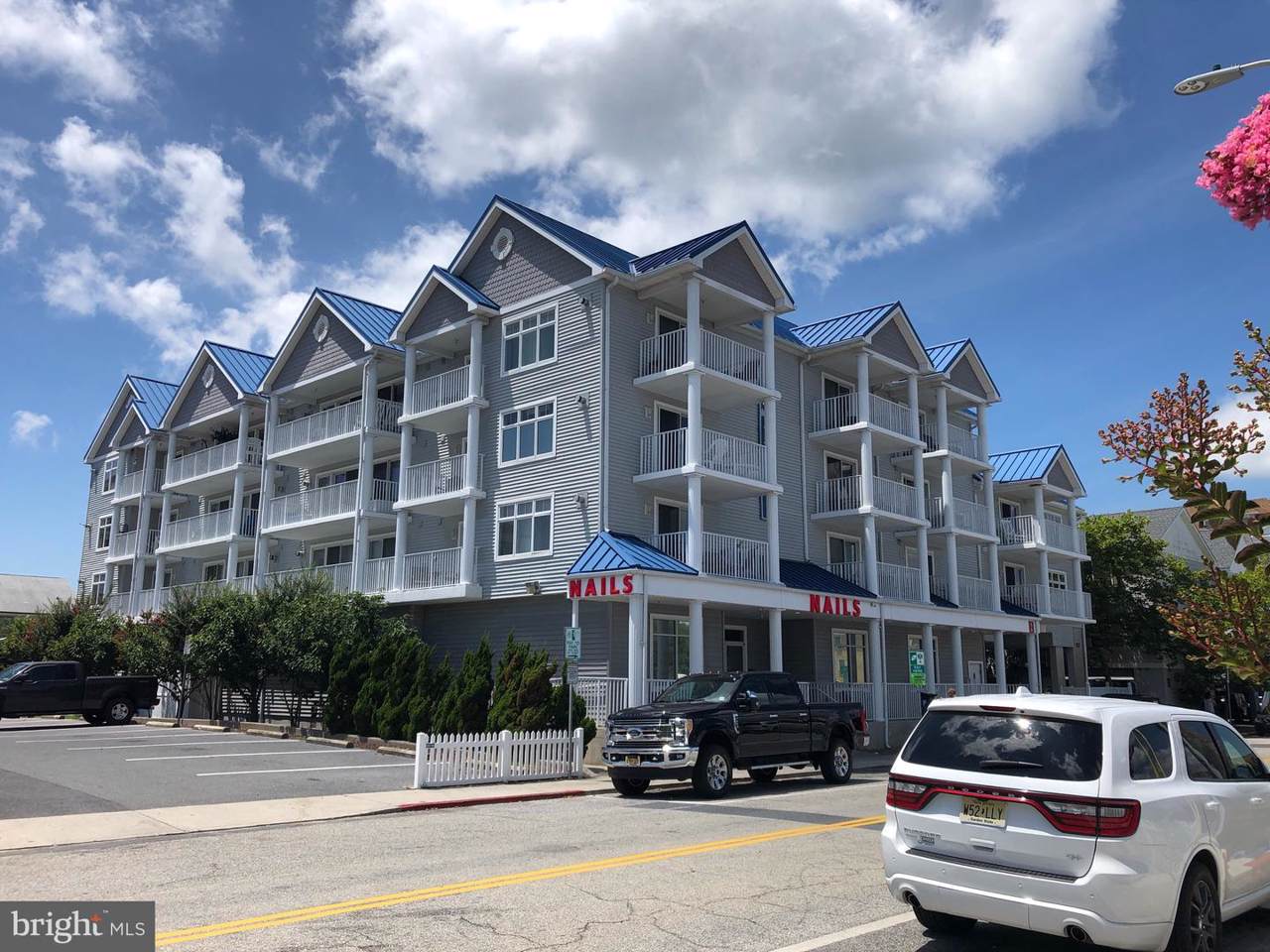 107 Somerset Street - Photo 1
