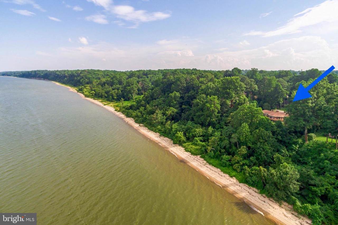 4006 Shore Drive - Photo 1