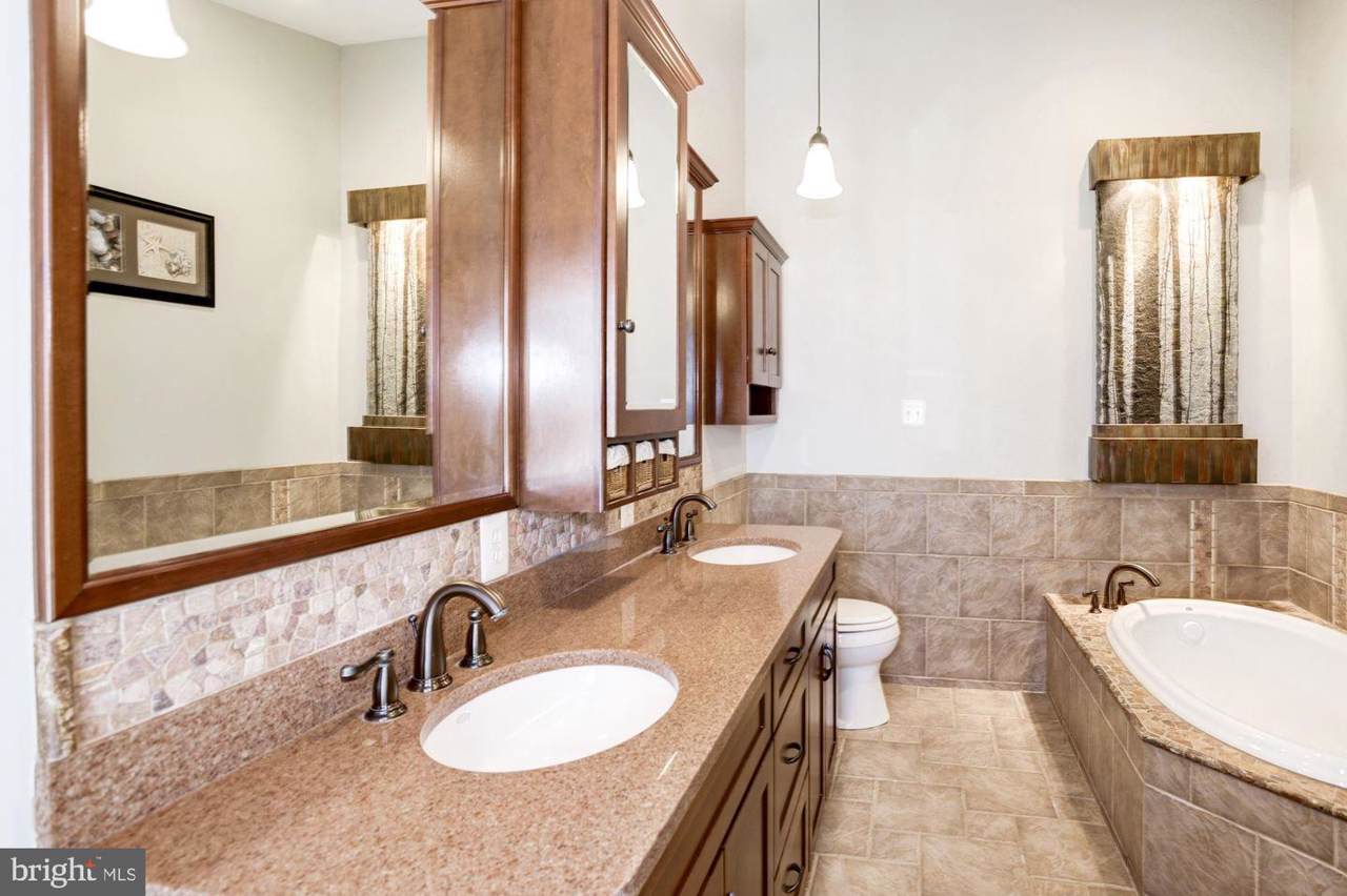 5989 Norham Drive - Photo 1