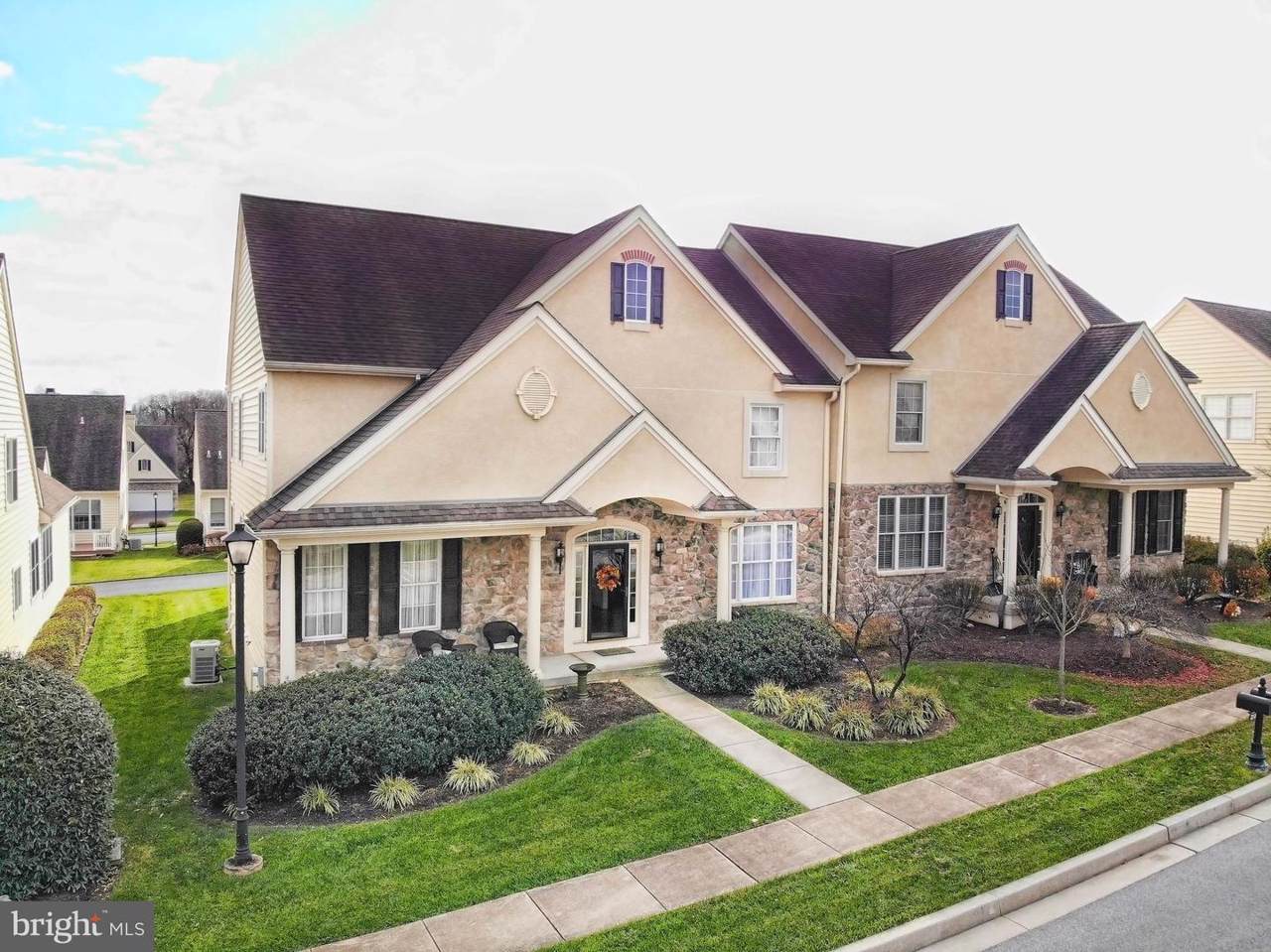 210 Brittany Drive - Photo 1