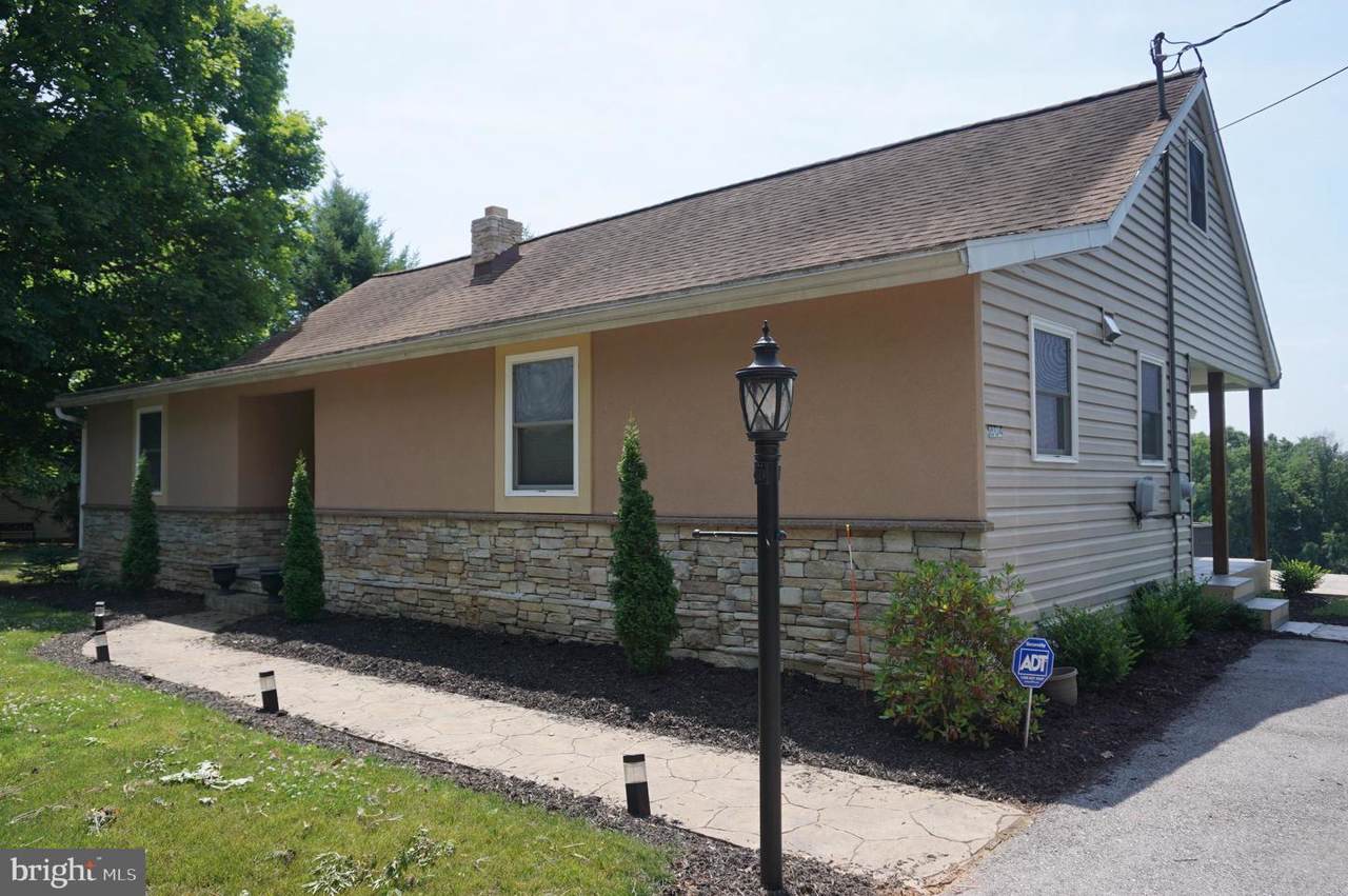 804 Old Commons Road - Photo 1