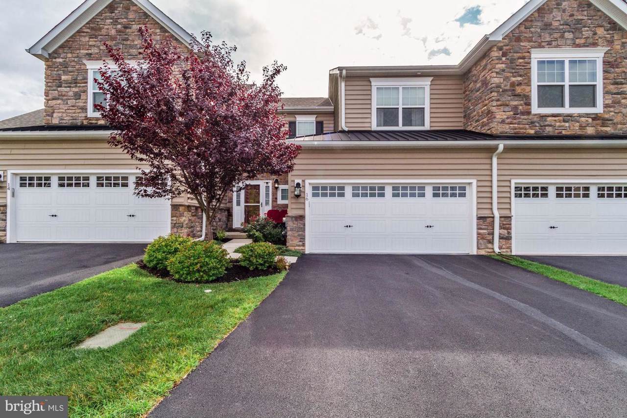 16 Sandy Run Circle - Photo 1