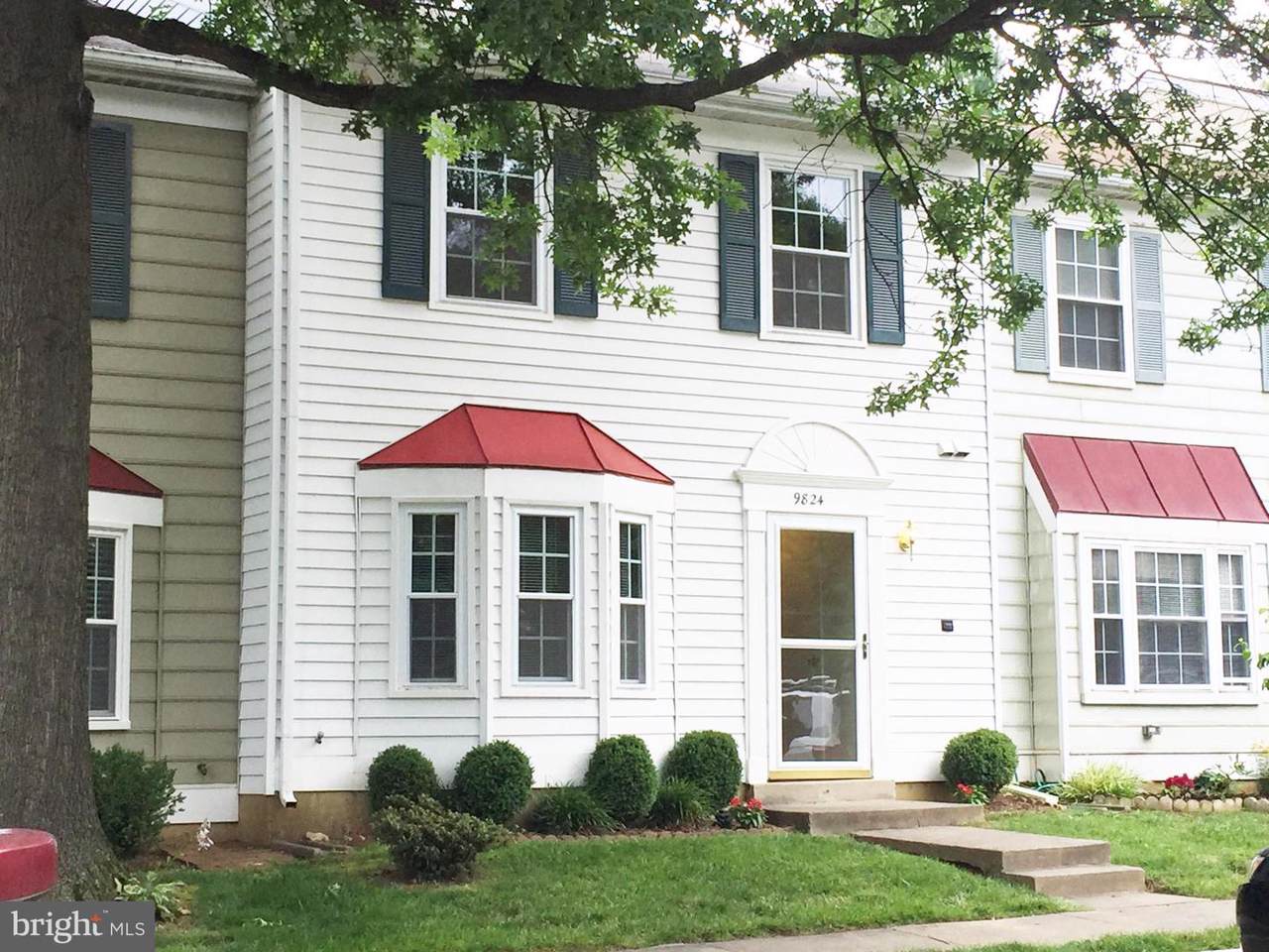 9824 Oakdale Woods Court - Photo 1