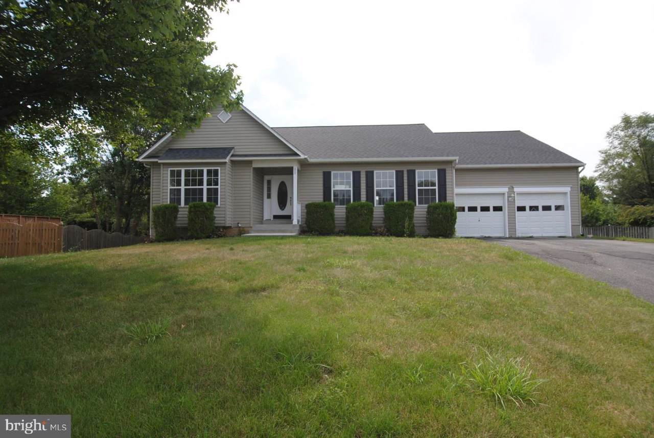 302 Breckinridge Court - Photo 1