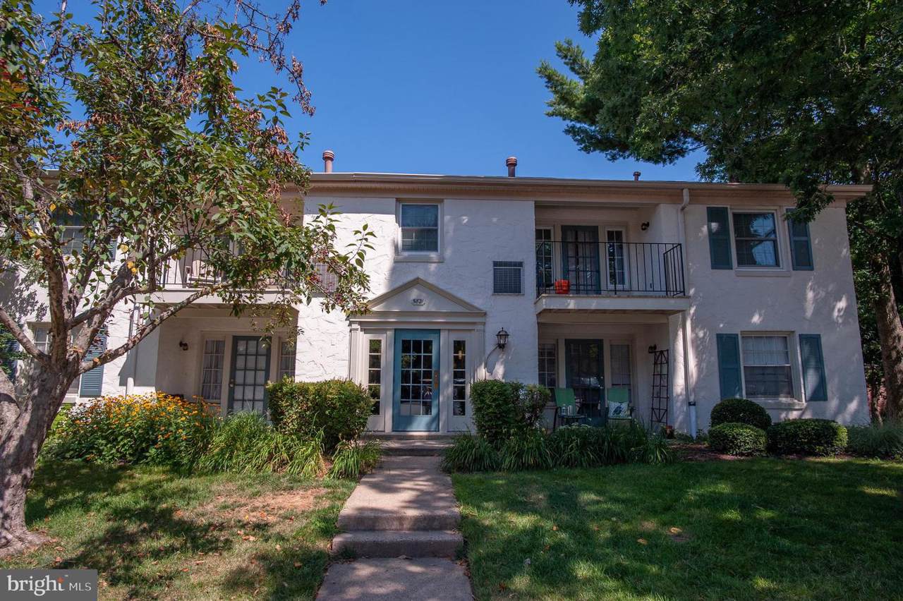 5821 Rexford Drive - Photo 1