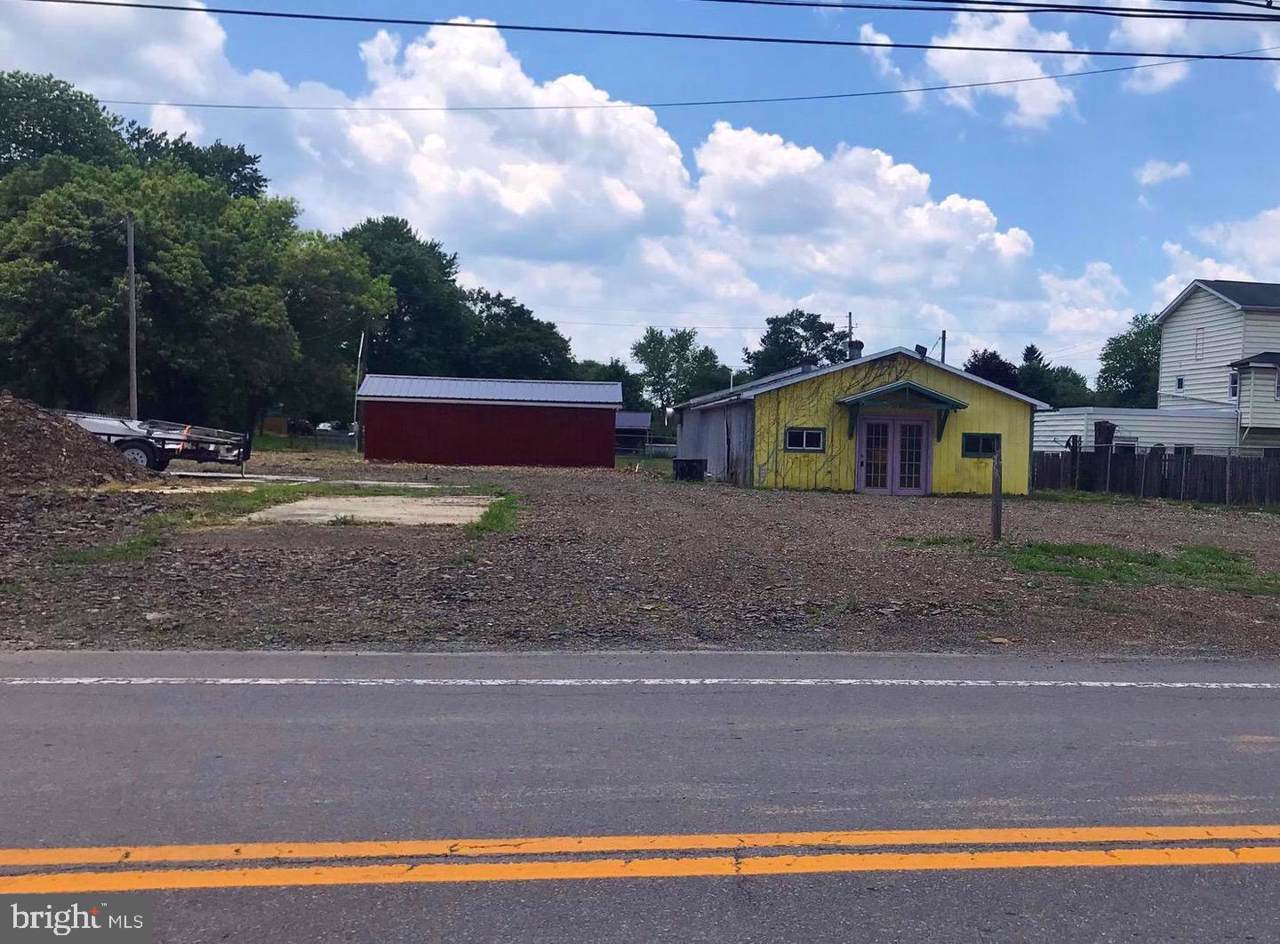 Frankfort Highway - Photo 1