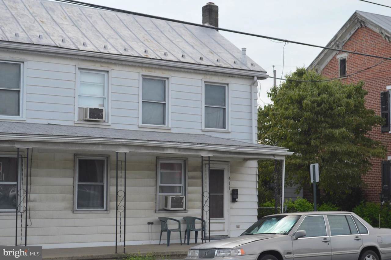 411 Baltimore Avenue - Photo 1