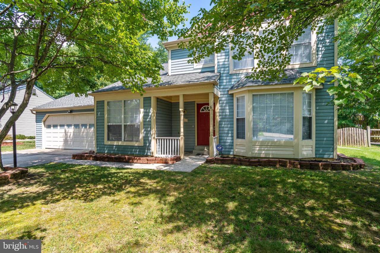 4729 Hummingbird Drive - Photo 1