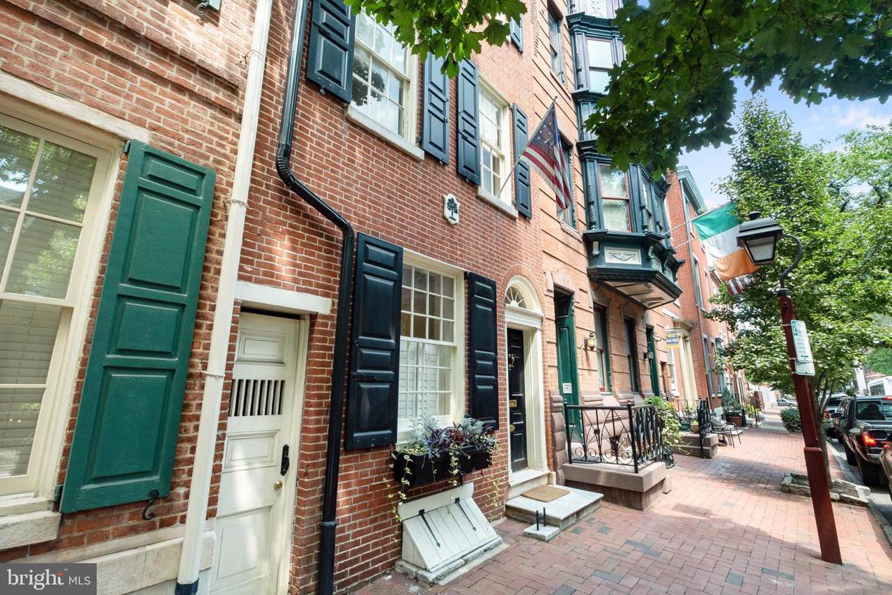 233 Pine Street - Photo 1