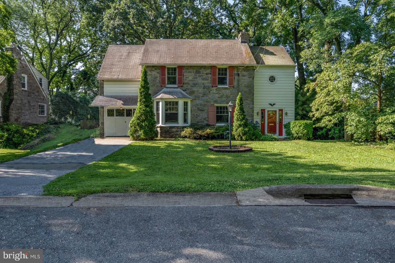 204 Kirk Avenue - Photo 1