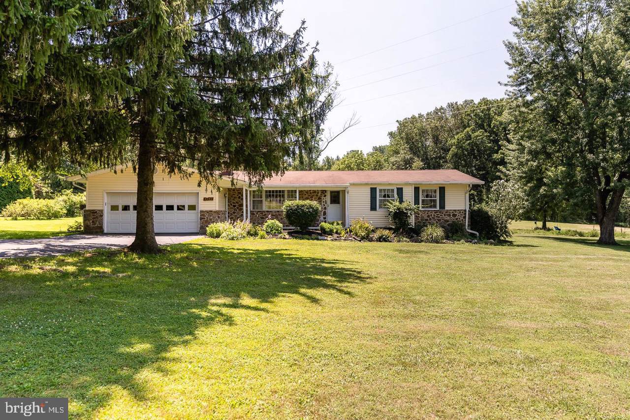 4742 Beck Road - Photo 1