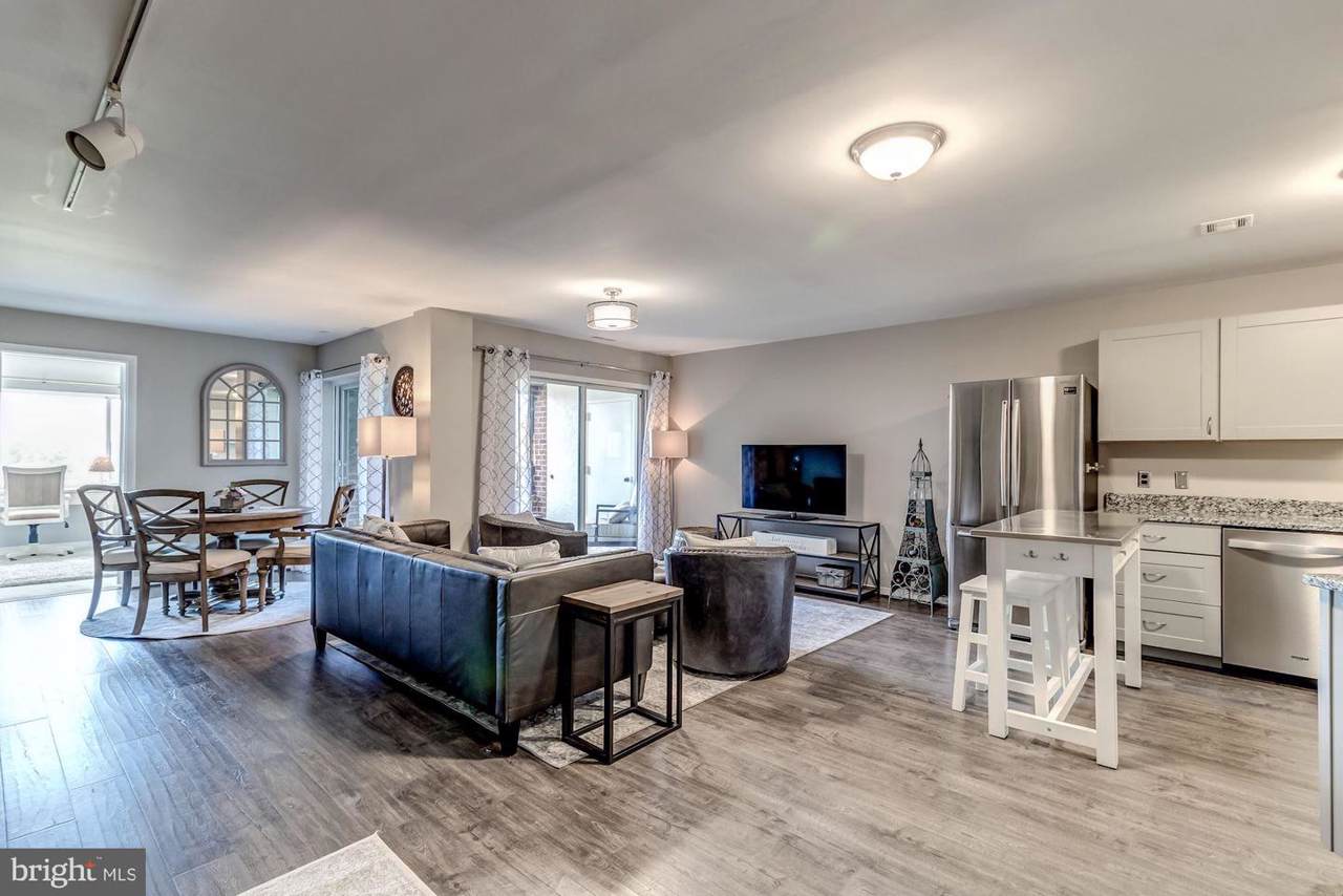 11500 Fairway Drive - Photo 1