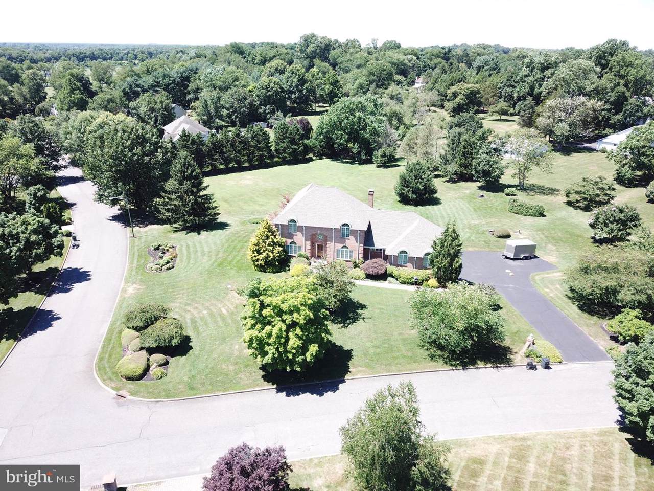 8 Dogwood Court - Photo 1