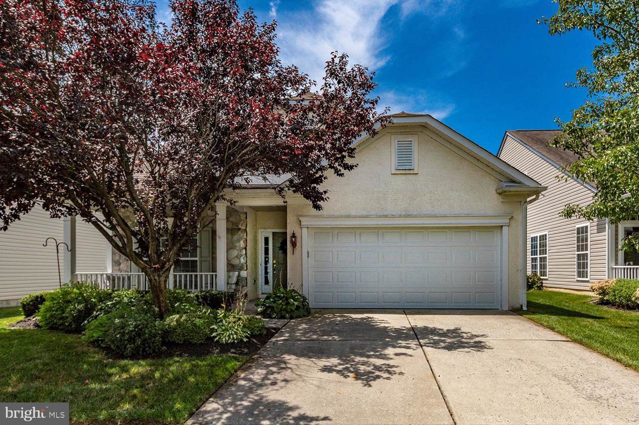 24 Emery Way - Photo 1