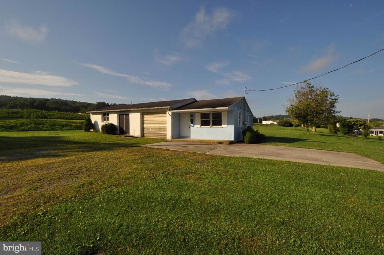 110 Beech Street - Photo 1