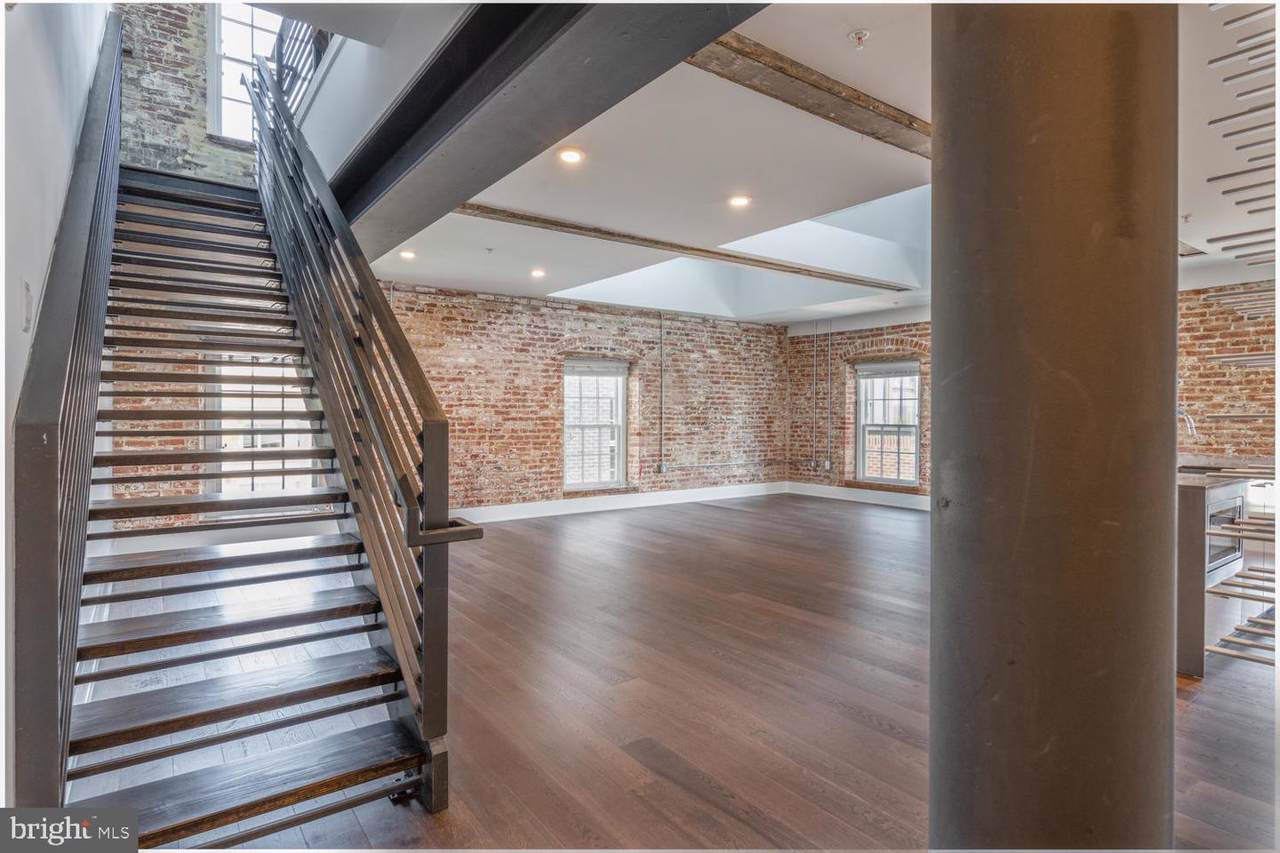 515 N Washngton St - Photo 1