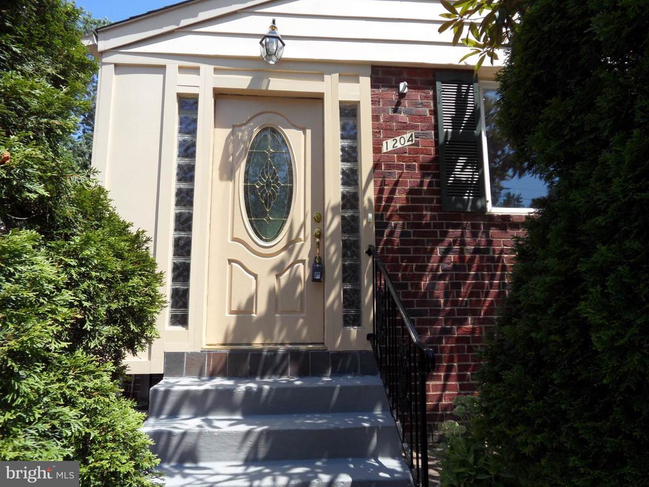 1204 Thornden Road - Photo 1