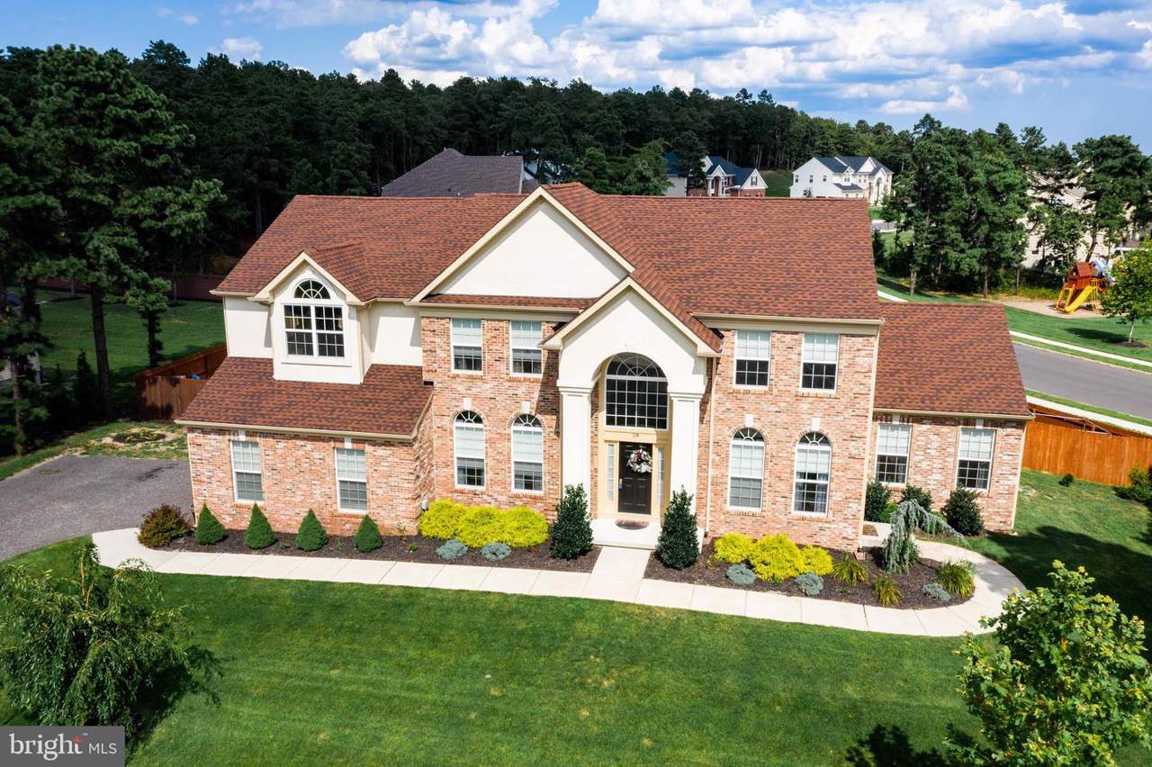 28 Simsbury Drive - Photo 1
