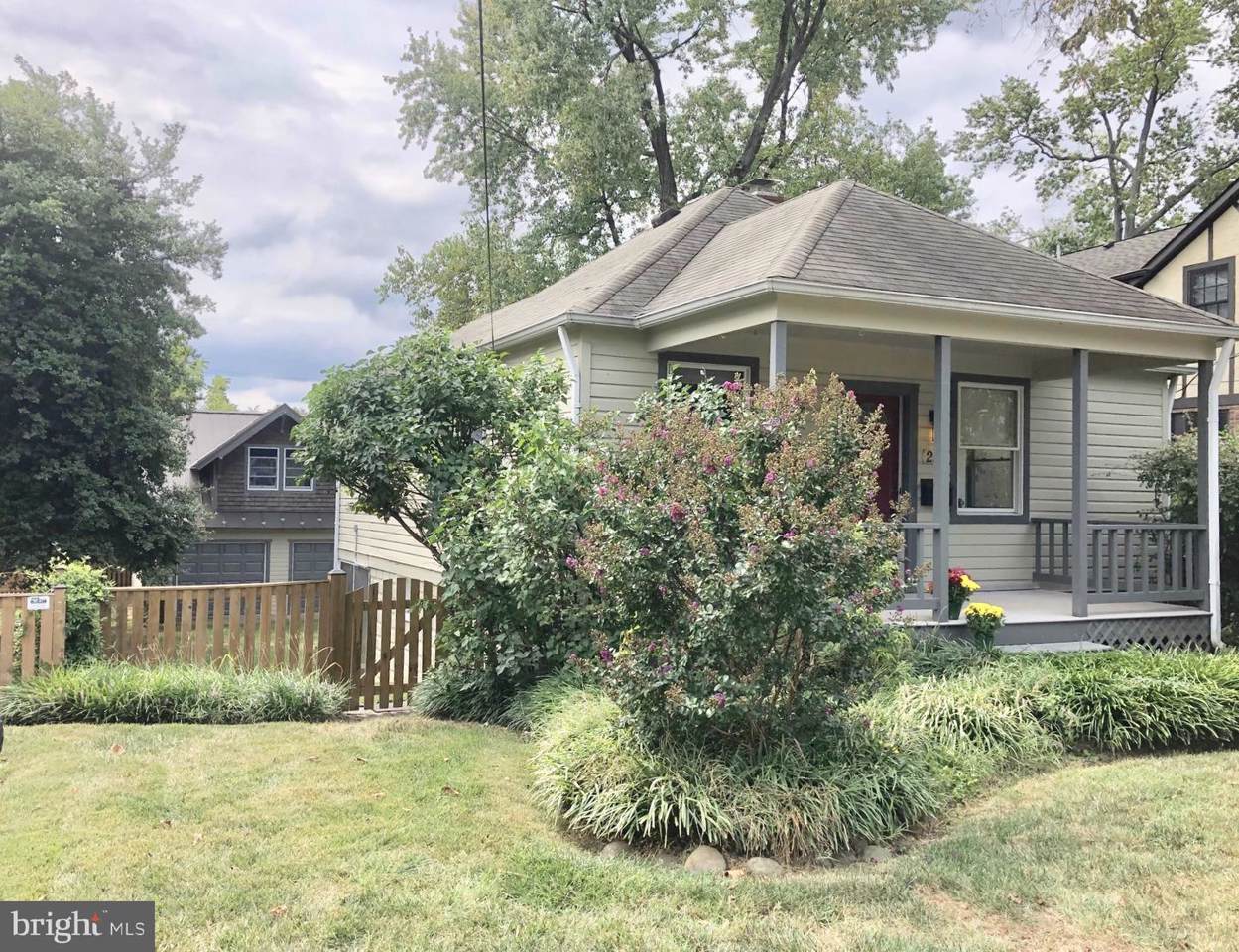 221 Mason Avenue - Photo 1