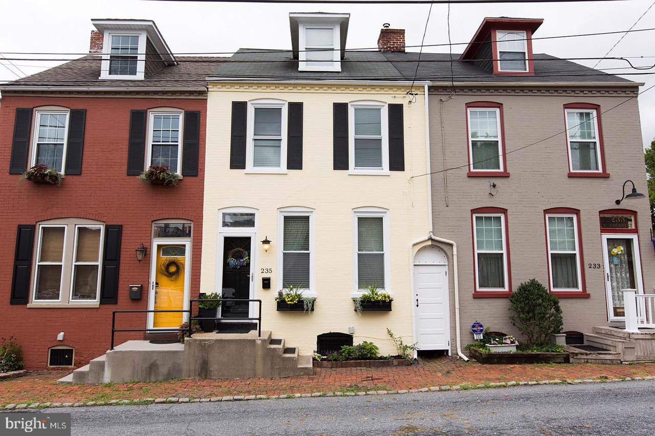 235 Cherry Street - Photo 1