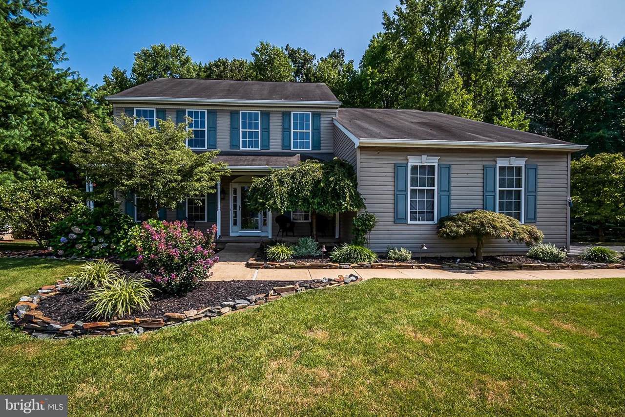9 Rose Hill Drive - Photo 1