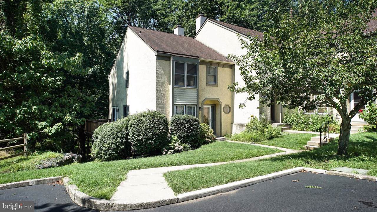 93 Talbot Court - Photo 1