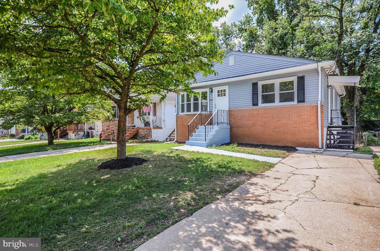 4709 Quimby Avenue - Photo 1