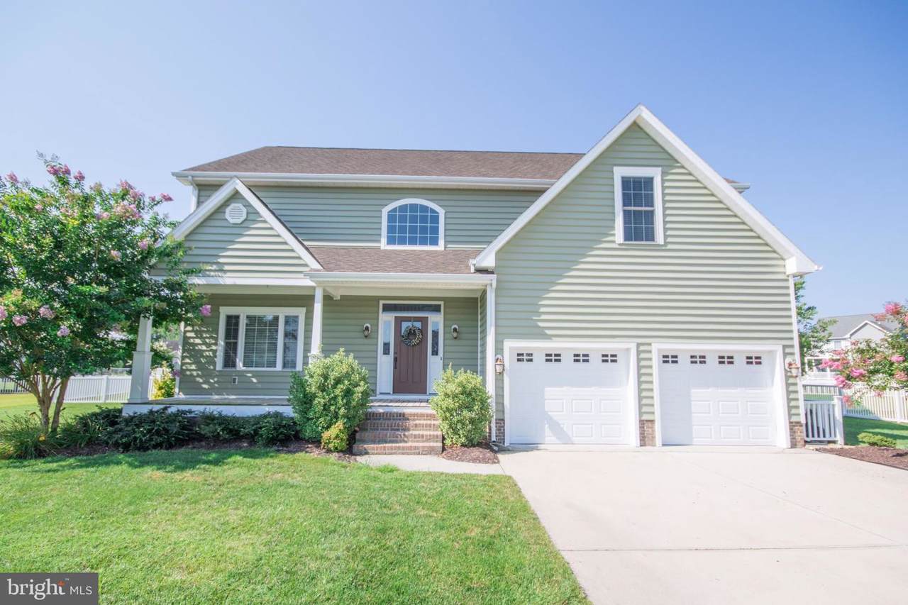 204 David Court - Photo 1