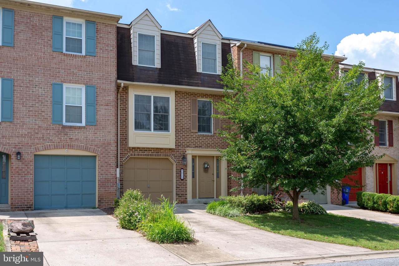 8013 Broken Reed Court - Photo 1