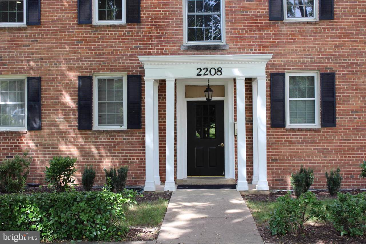 2208 Washington Avenue - Photo 1