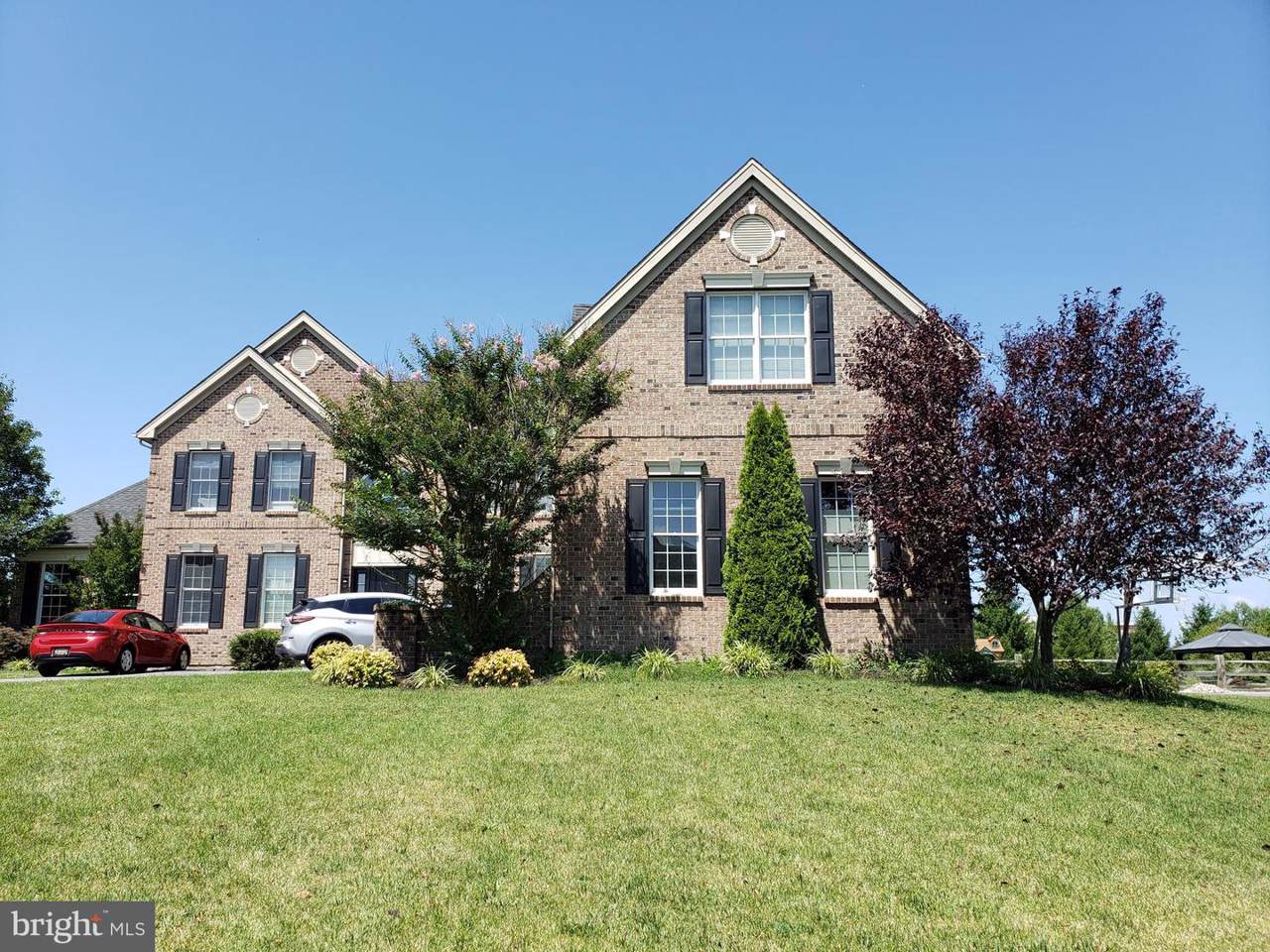121 Trotter Drive - Photo 1