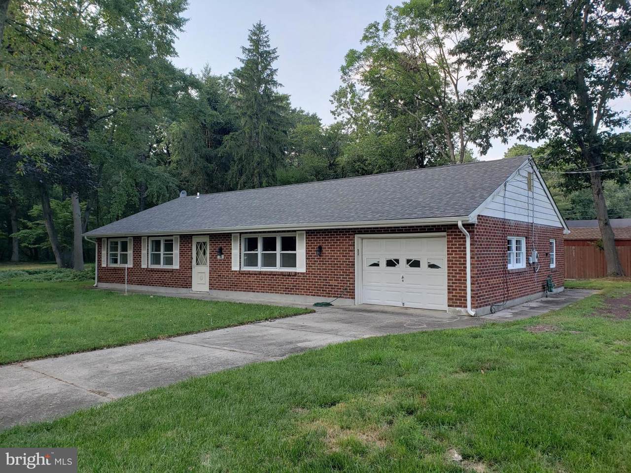 120 Golf Club Street - Photo 1