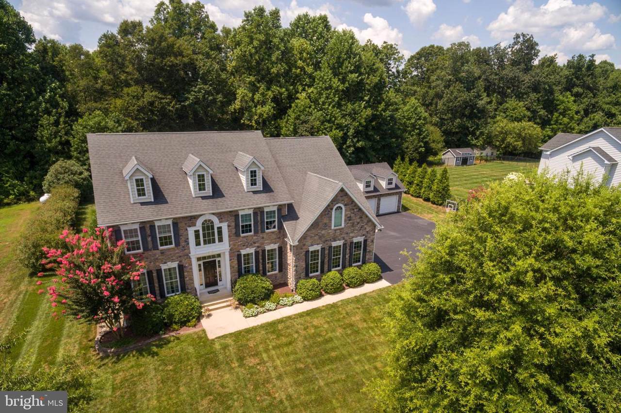 6400 Hollow Way - Photo 1