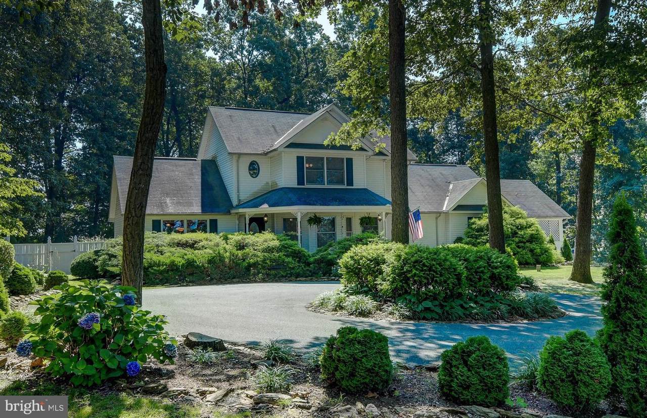 13087 Cross Roads Avenue - Photo 1
