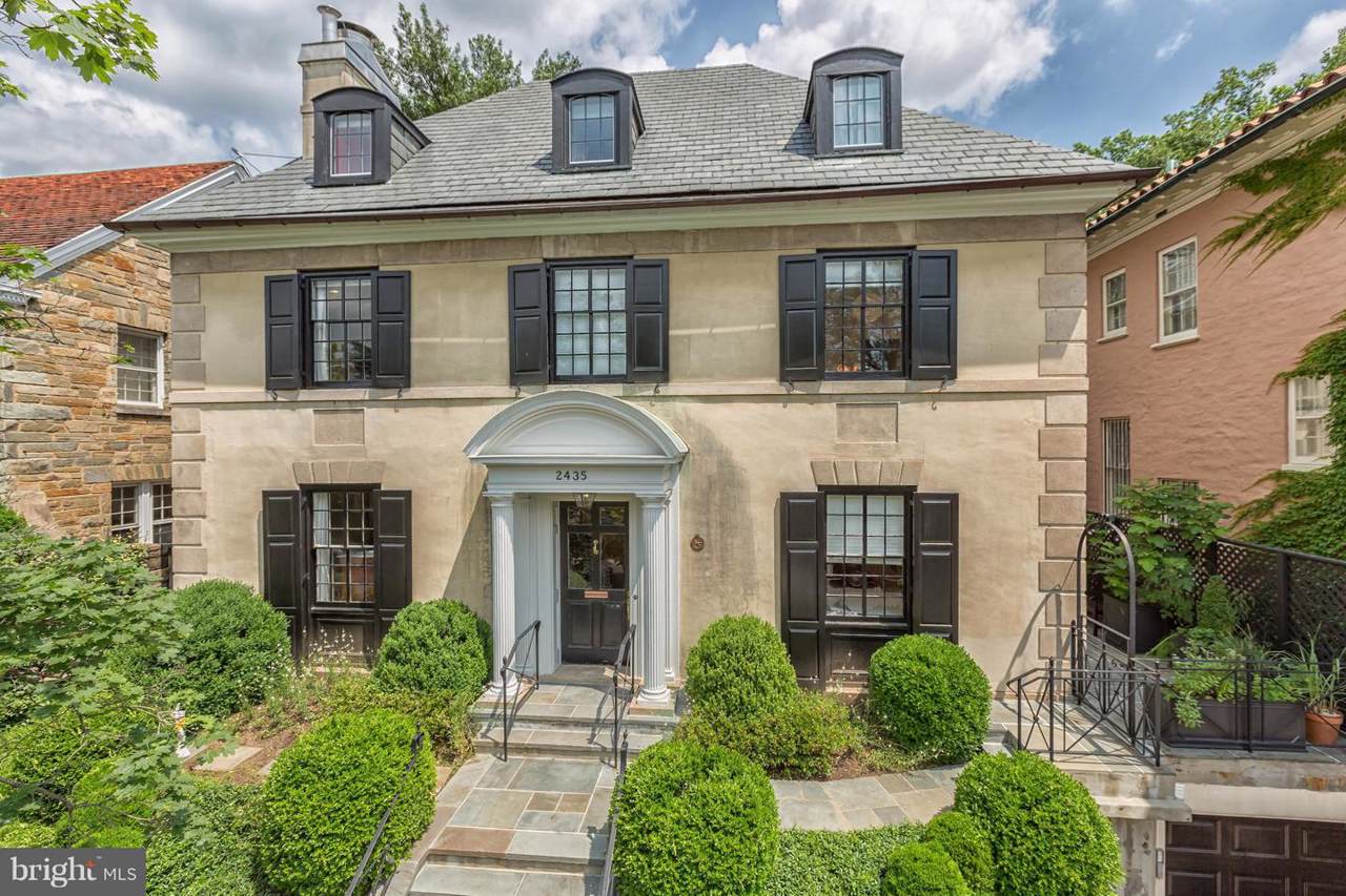 2435 Tracy Place - Photo 1