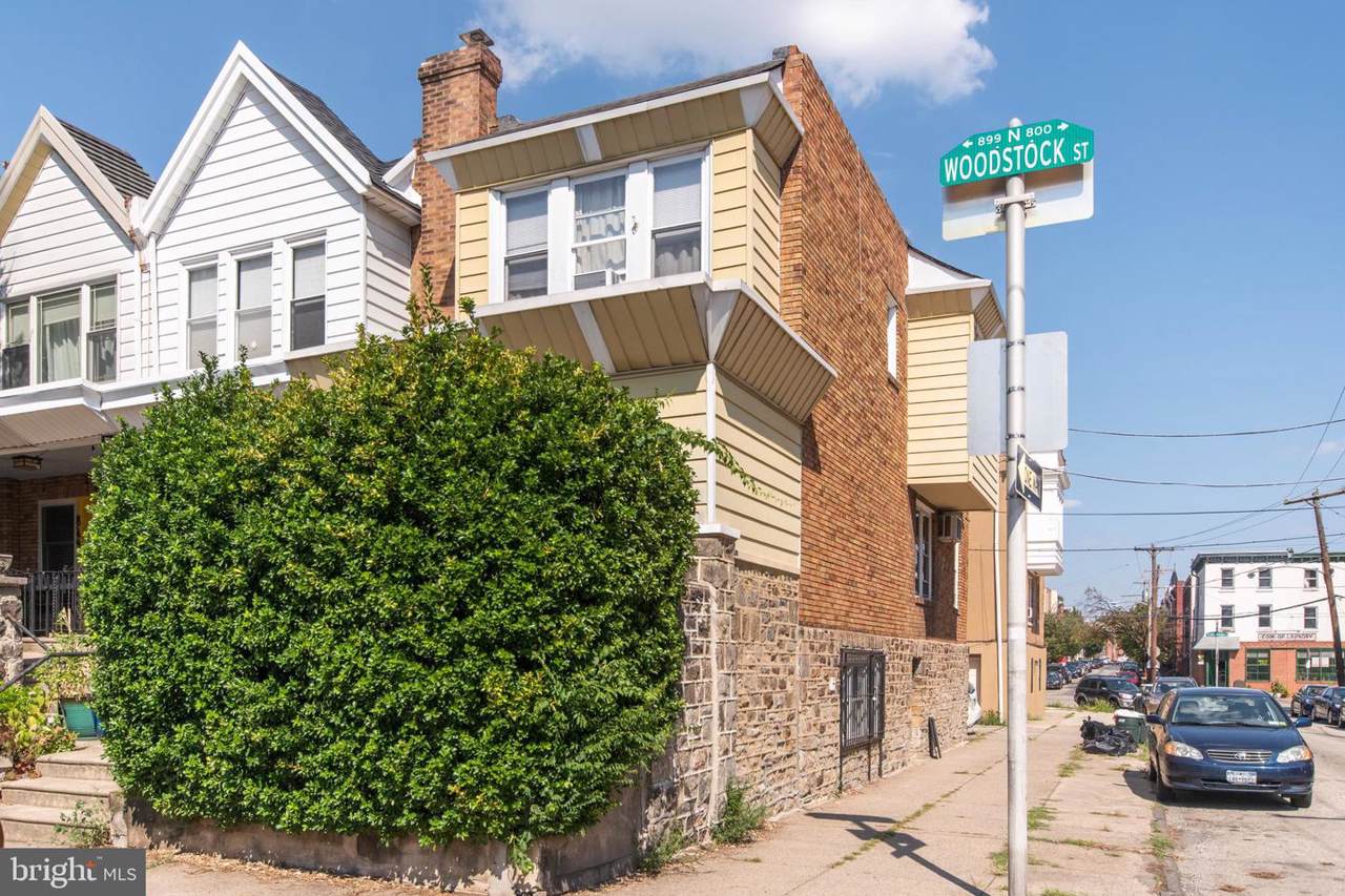 845 Woodstock Street - Photo 1