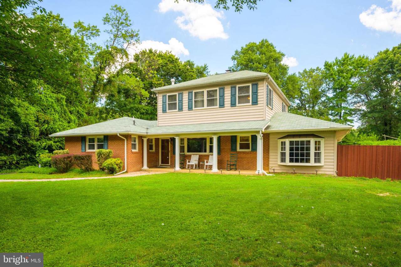 6404 Greenleaf Street - Photo 1